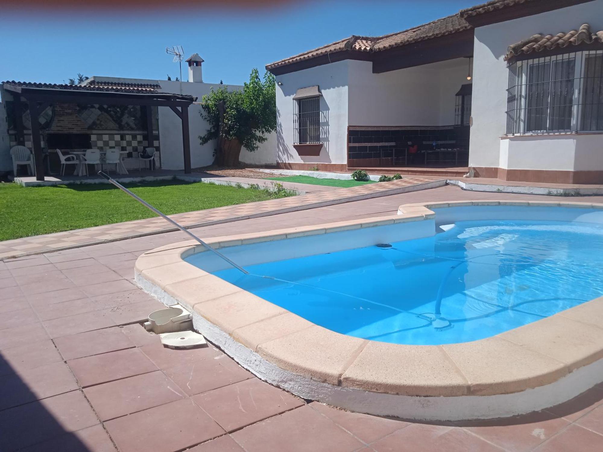 Agradable Chalet Con Piscina Para Escapadas. Chiclana de la Frontera Luaran gambar
