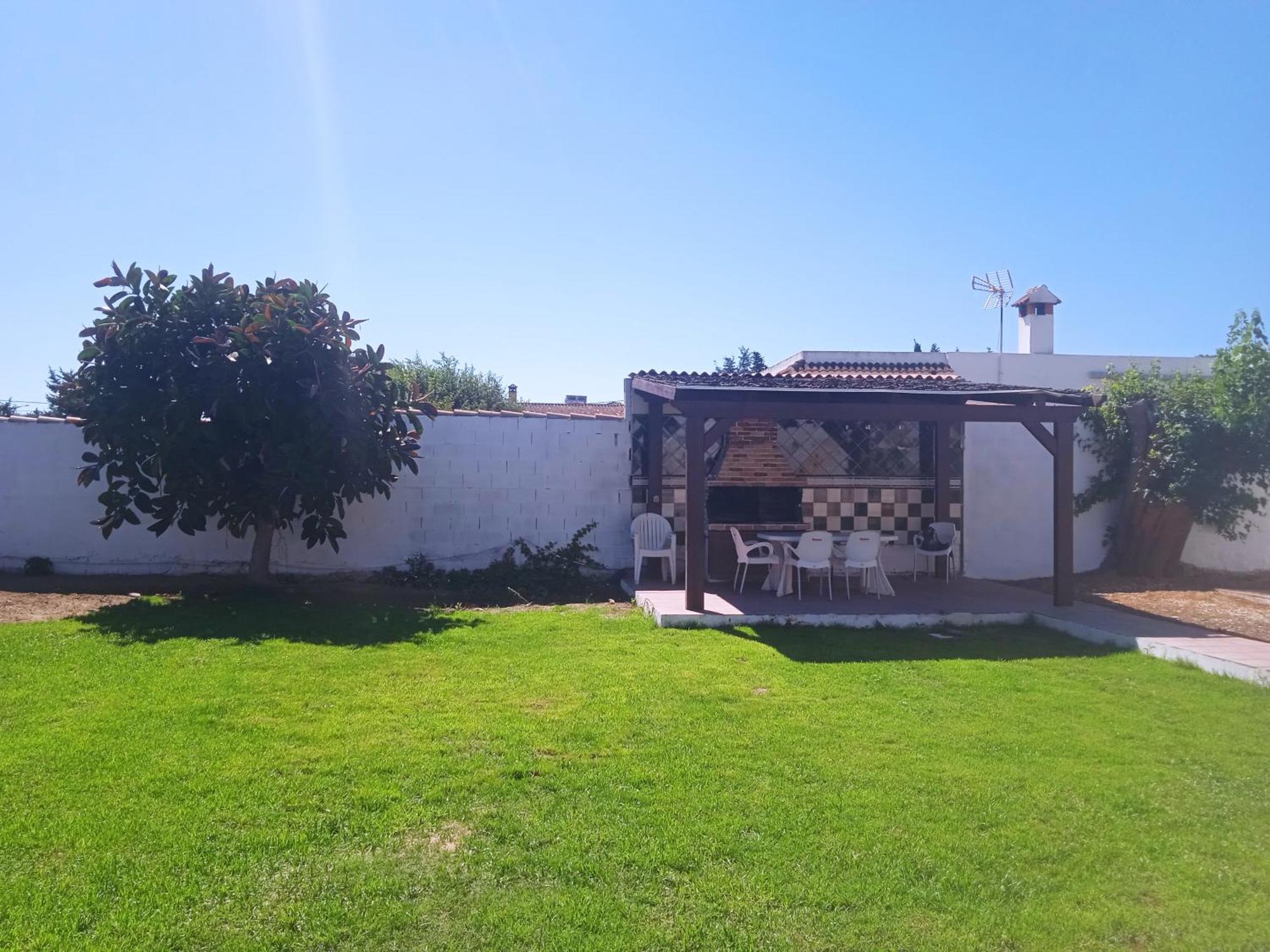 Agradable Chalet Con Piscina Para Escapadas. Chiclana de la Frontera Luaran gambar