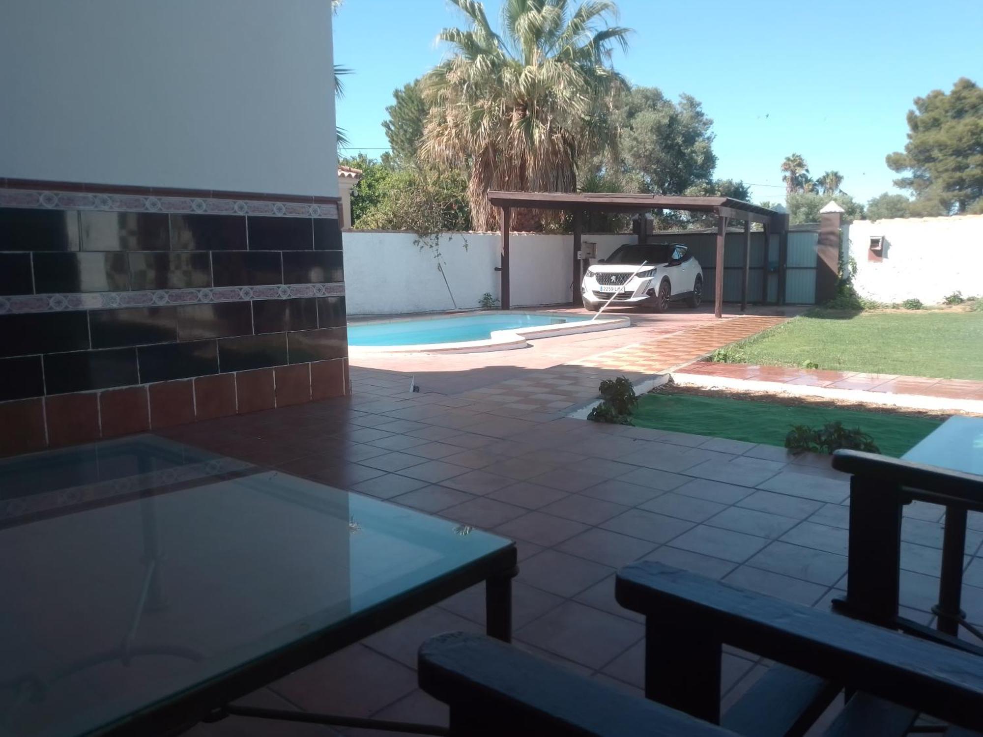 Agradable Chalet Con Piscina Para Escapadas. Chiclana de la Frontera Luaran gambar